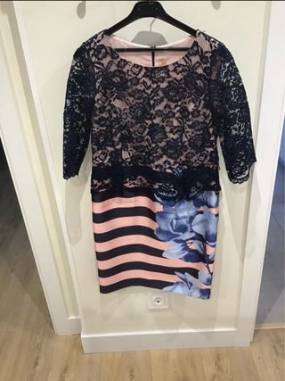 Vestido fiesta encaje y rayas