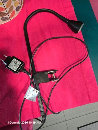 Lampada LED Nera Collo Flessibile