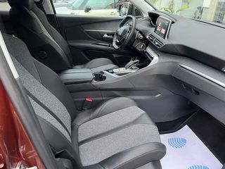 Peugeot 3008 (automatico)