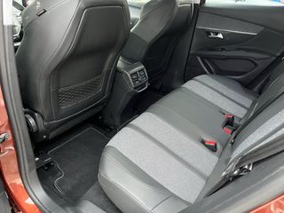 Peugeot 3008 (automatico)