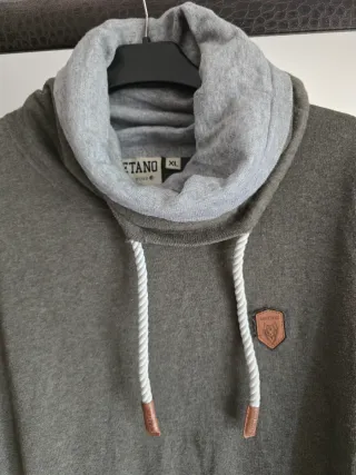 Jersey Naketano cuello alto verde talla XL