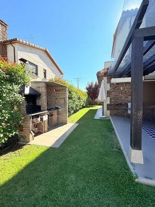 Chalet en alquiler en Las Eras de Renueva en León