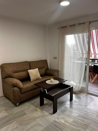 Piso en alquiler en Las Lagunas en Mijas