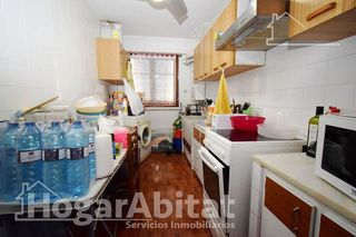 Piso en venta en Zona Avenida al Vedat en Torrent