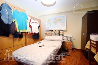 Piso en venta en Zona Avenida al Vedat en Torrent