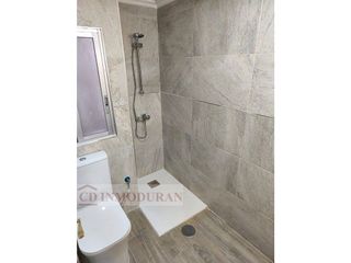 Piso en venta en Colonia Requena en Alicante