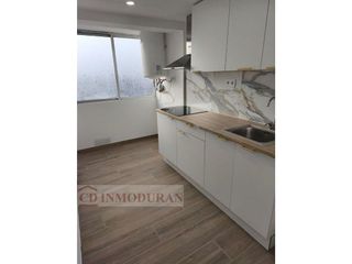 Piso en venta en Colonia Requena en Alicante