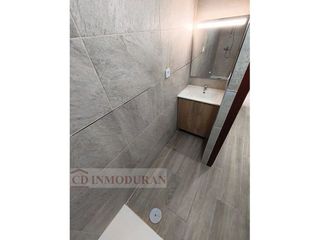 Piso en venta en Colonia Requena en Alicante