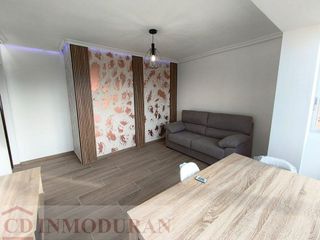 Piso en venta en Colonia Requena en Alicante