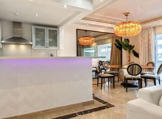 Ático en alquiler en Puerto Banús en Marbella