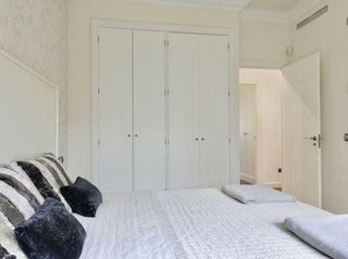 Ático en alquiler en Puerto Banús en Marbella