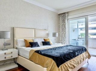 Ático en alquiler en Puerto Banús en Marbella