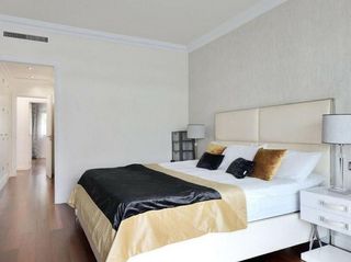 Ático en alquiler en Puerto Banús en Marbella