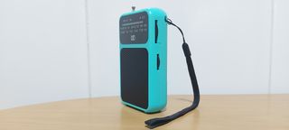 Radio Portátil AM FM USB Azul