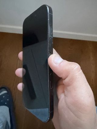 iPhone 16 Pro Nero
