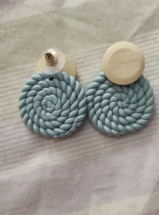 Pendientes redondos trenzados