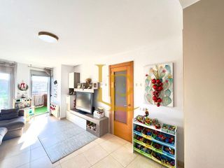 Piso en venta en Centre en Rubí