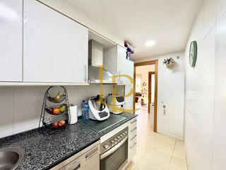 Piso en venta en Centre en Rubí