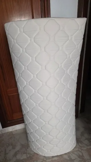 Protector de colchón blanco poliéster