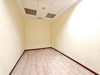 Local comercial en alquiler en Centro en Gijón