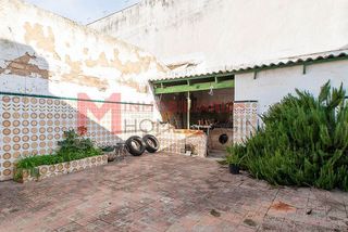 Casa adosada en venta en Centro - Doña Mercedes en Dos Hermanas