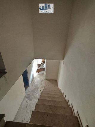 Chalet en venta en Linares