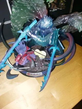 Action Figure Madara Uchiha e Susanoo Naruto