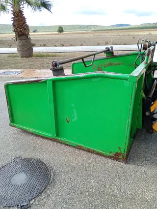 Recogedor de faldos para aceitunas