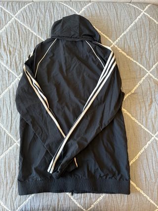 Cortavientos Adidas Negro con Capucha