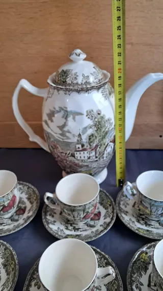 Juego de café Johnson Bros Friendly Village