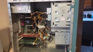 Ordenador antiguo Pentium II Windows 98