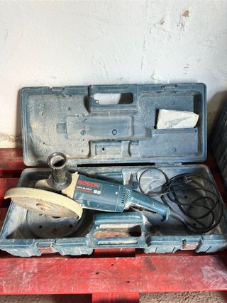 Radial Bosch GWS 20-230 J