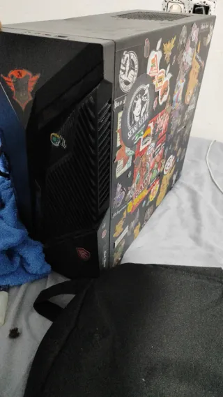 Torre MSI (piezas) (leer descrip)