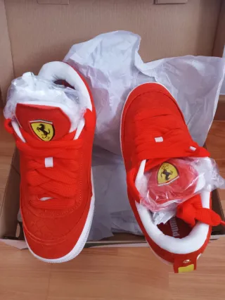 Puma Ferrari Talla 42