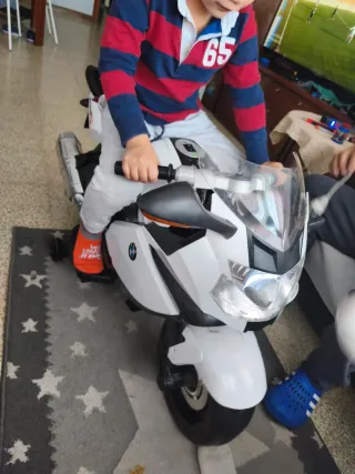 Moto BMW K 1300 para niños