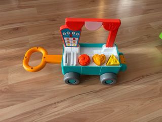 Tractor Correpasillos Fisher-Price con Remolque