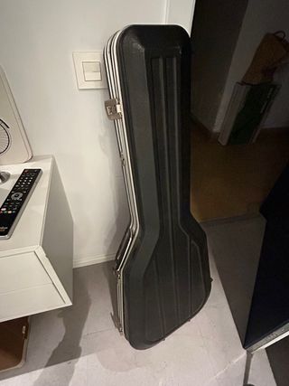 Guitarra Eléctrica Negra + Amplificador