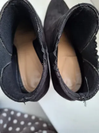 Botines negros de tacón