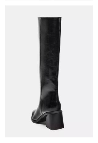 Botas altas de tacón negras