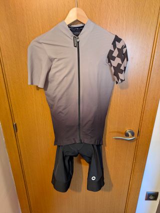 Conjunto Ciclismo ASSOS Talla M