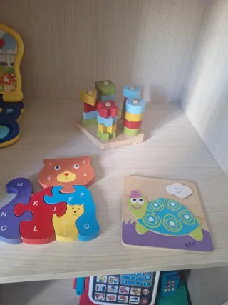 Juguetes educativos de madera