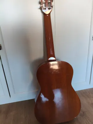 GUITARRA CLÁSICA ESPAÑOLA ADMIRA FIESTA 3/4 JUNIOR