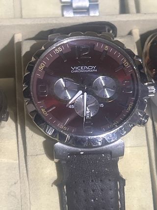 Reloj Viceroy Cronógrafo Rojo y Plateado