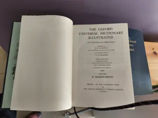 The Oxford Universal Dictionary Illustrated