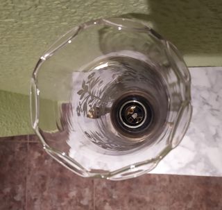 LÁMPARA EN FORMA DE QUINQUÉ