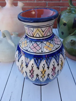 Colección botijos de cerámica variados