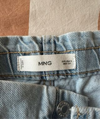 Shorts vaqueros con cinturón