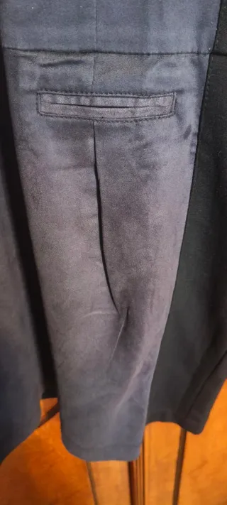 Vestido Adolfo Domínguez punto fino y antelina