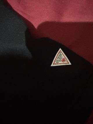 Camiseta Guess Beachwear Negra M/L