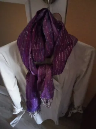 Bufanda/Pañuelo Rojo y Beige